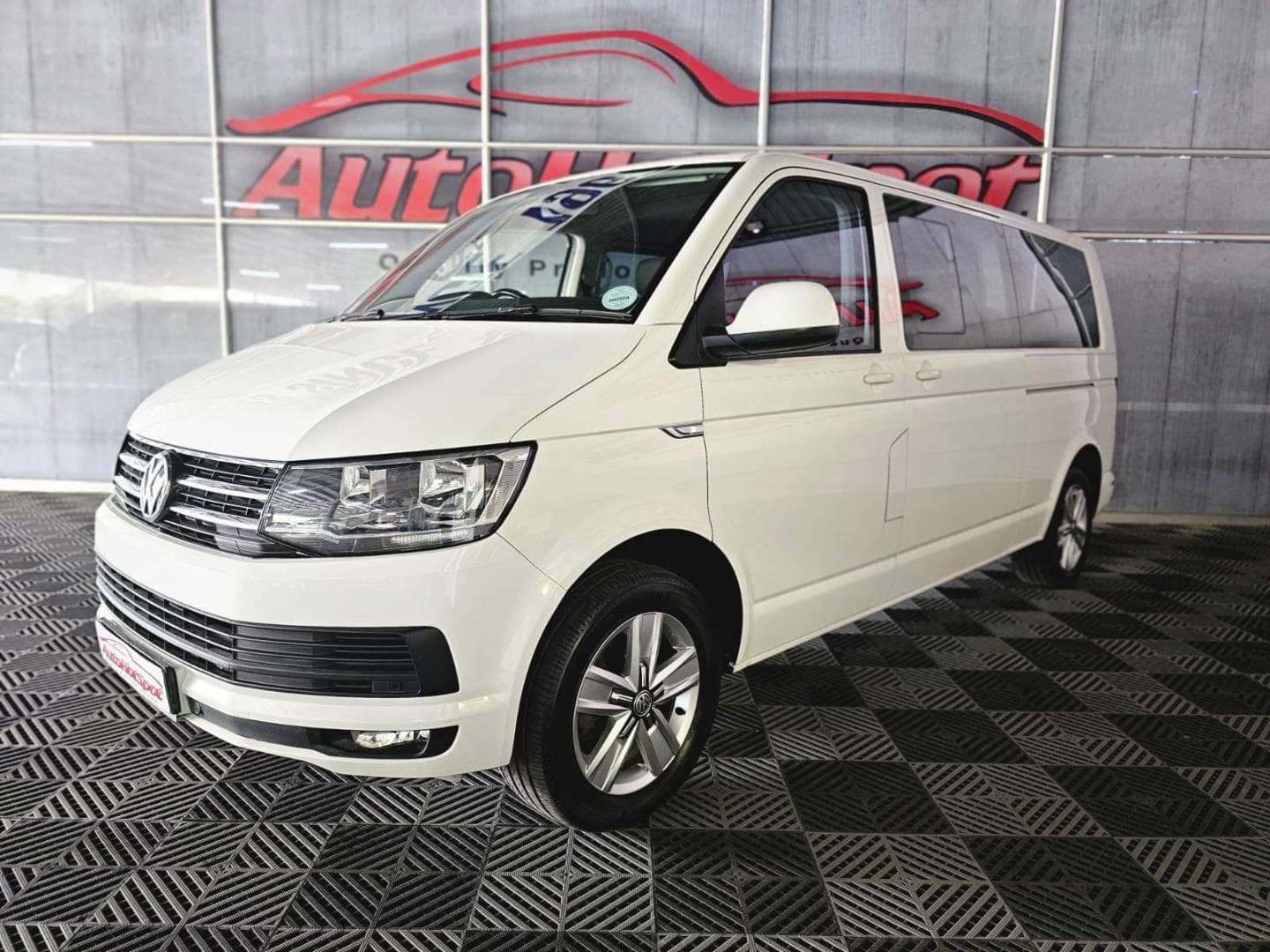 2016 Volkswagen Kombi 2.0TDI LWB Comfortline Auto