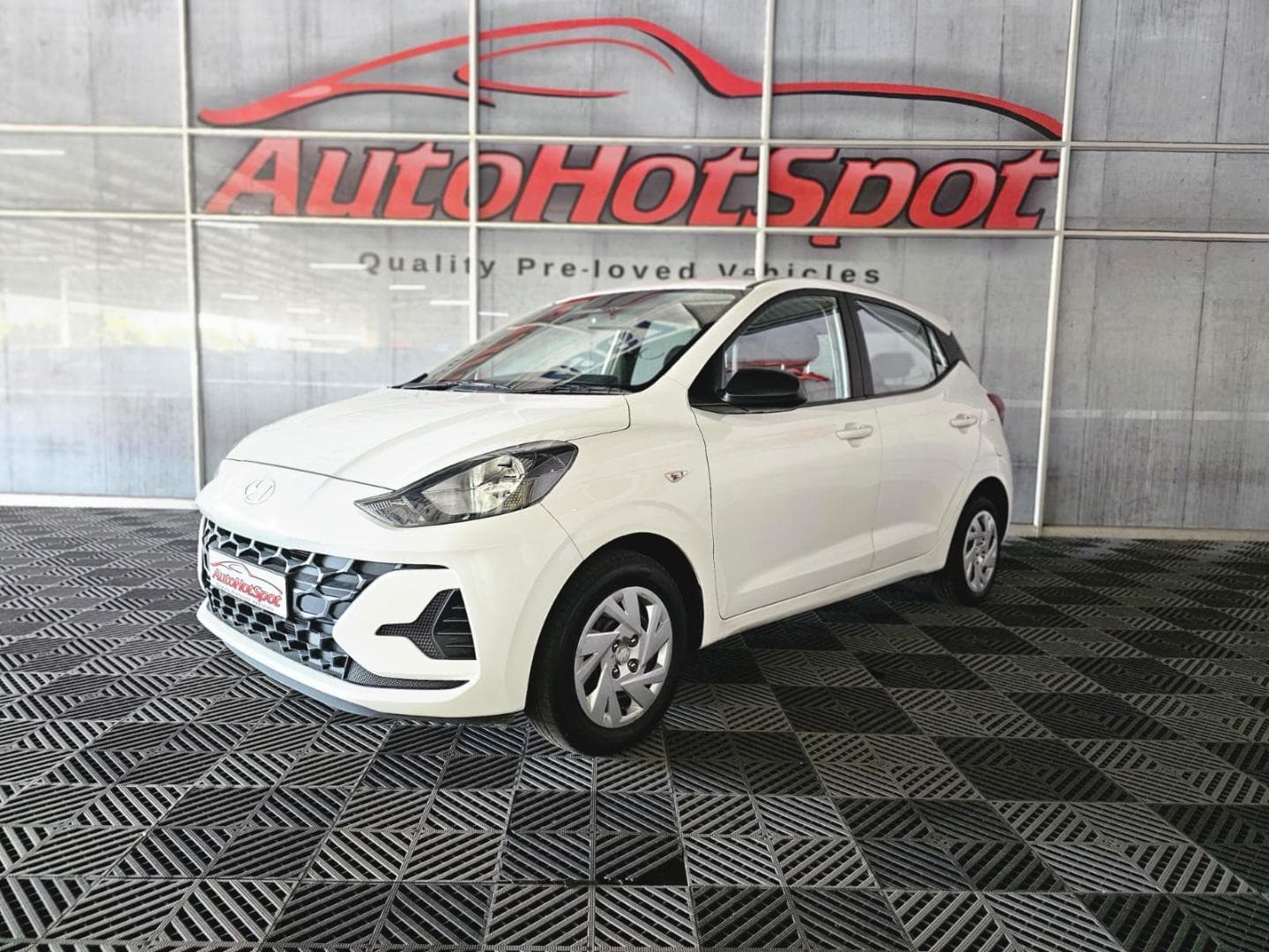 2023 Hyundai Grand i10 1.0 Motion Hatch Manual