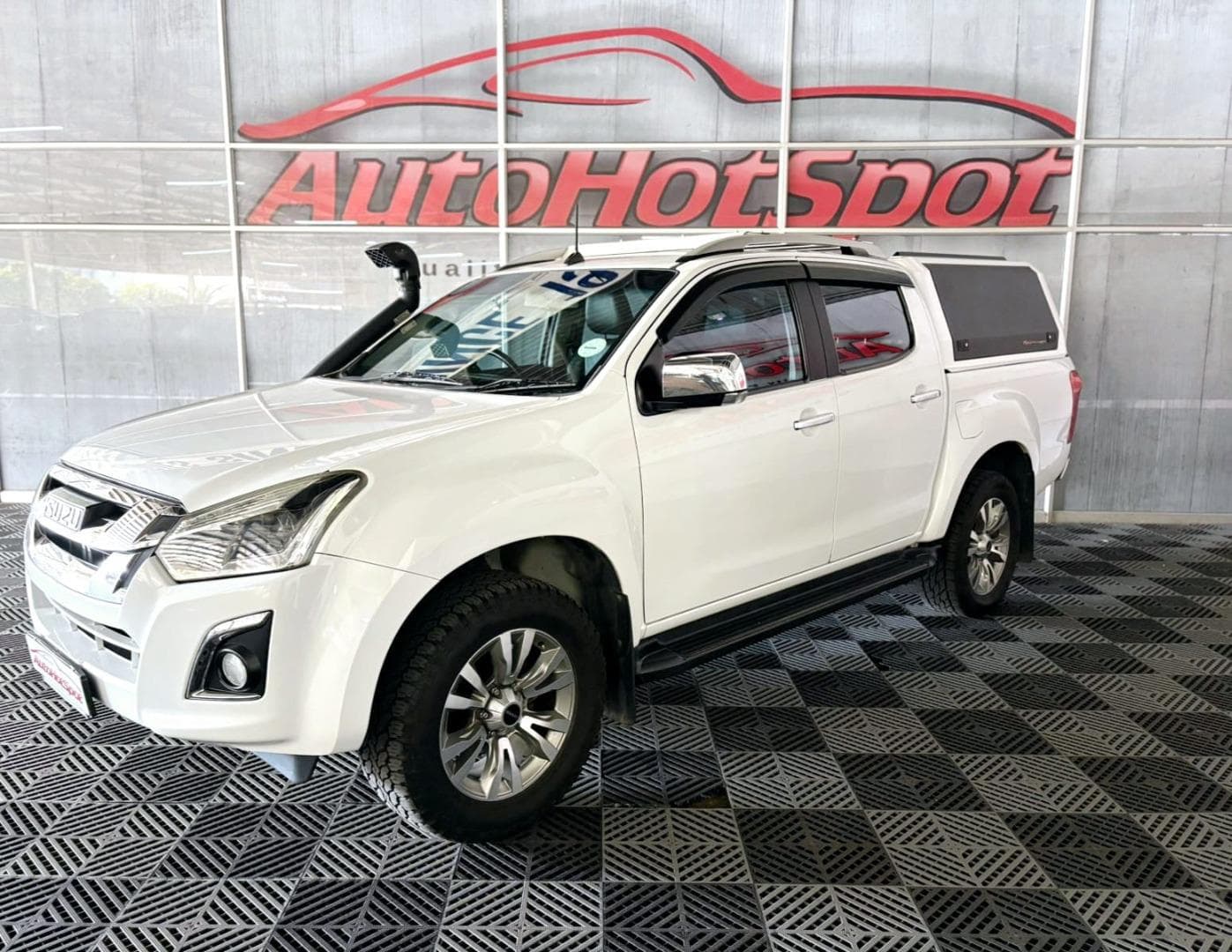 2017 Isuzu KB 300D-Teq Double Cab 4x4 LX Auto