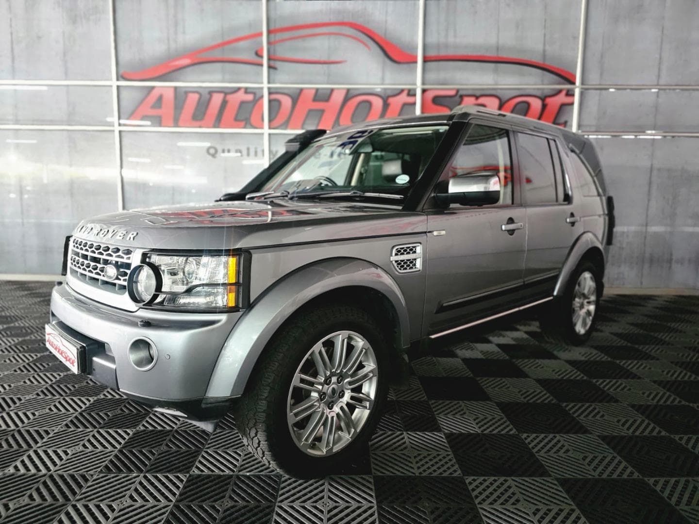 2012 Land Rover Discovery 4 SDV6 HSE Luxury Edition