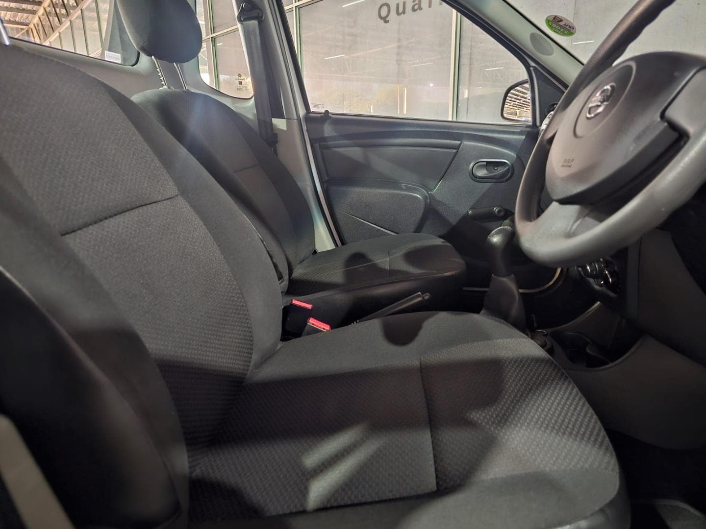 2022 Nissan NP200 1.6i (Aircon) Safety Pack – photo 5