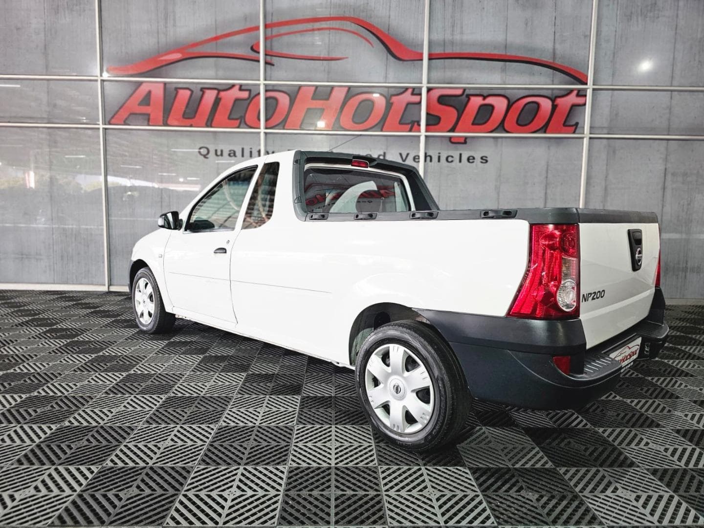 2022 Nissan NP200 1.6i (Aircon) Safety Pack – photo 4