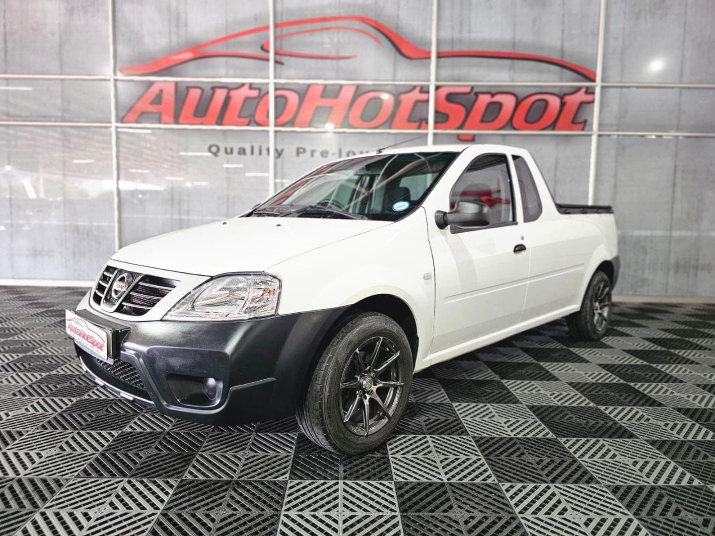 2019 Nissan NP200 1.5dCi Safety Pack