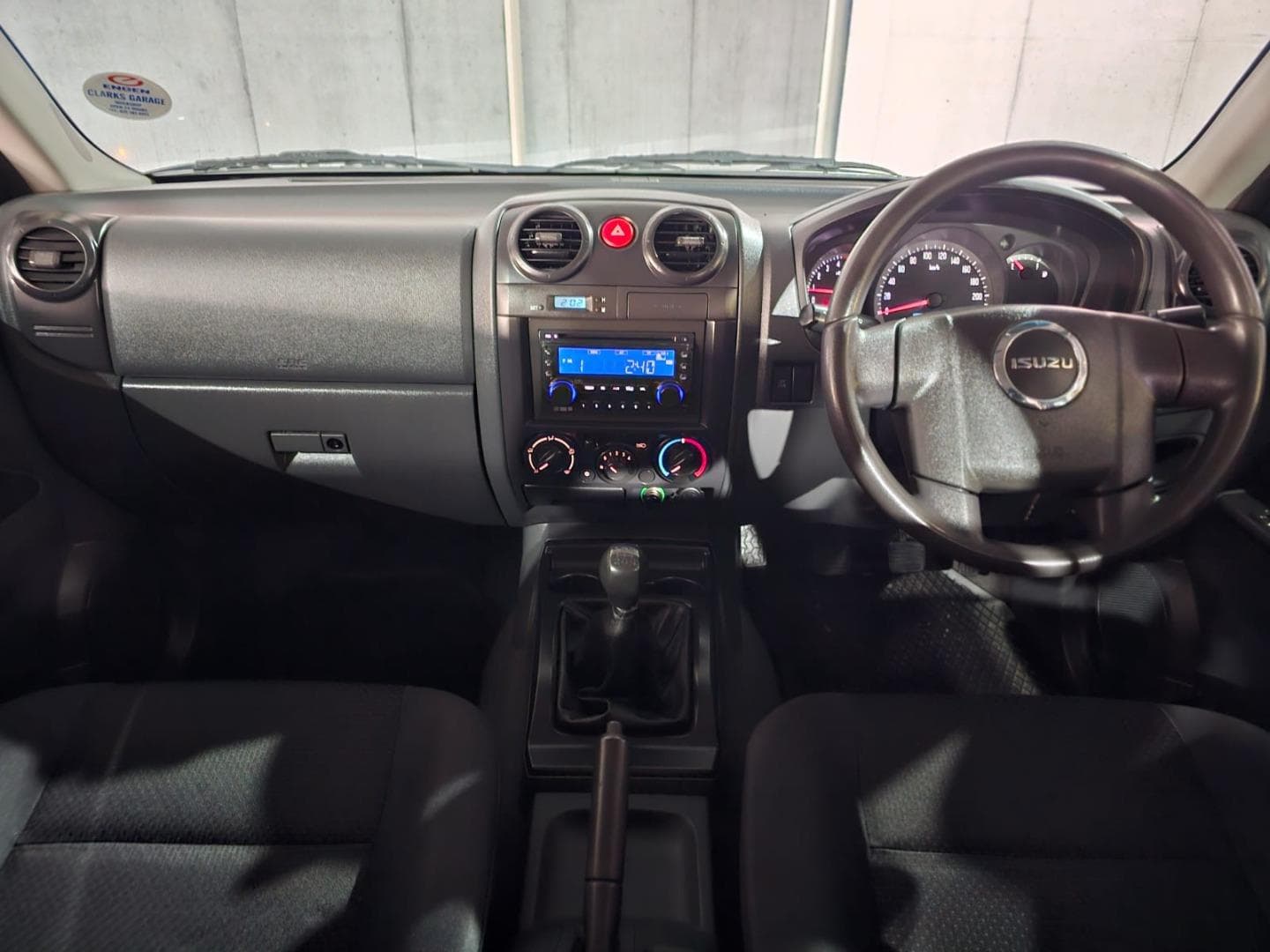 2011 Isuzu KB 250D-Teq Double Cab LE KB72 – photo 7