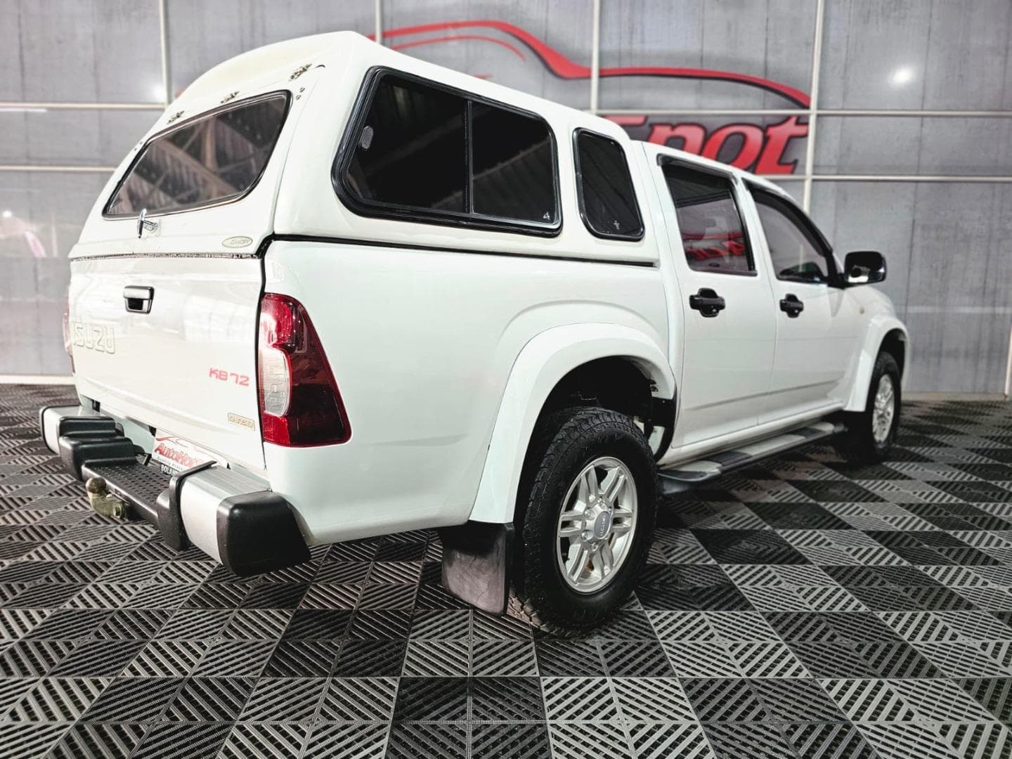 2011 Isuzu KB 250D-Teq Double Cab LE KB72 – photo 3
