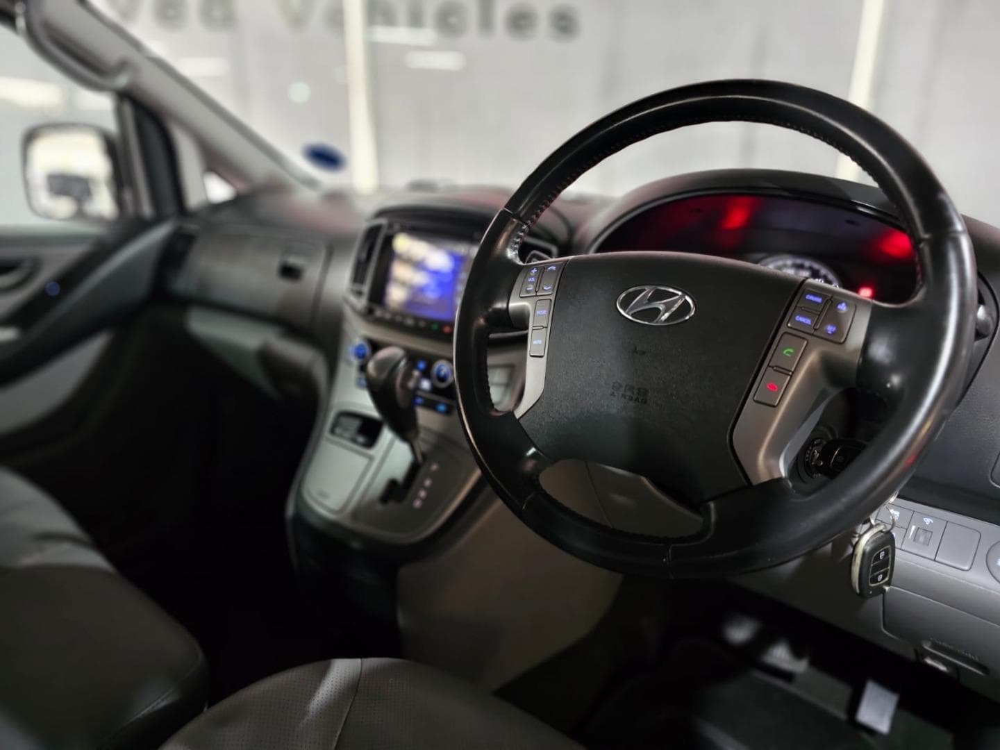 2018 Hyundai H-1 2.5 CRDI ELITE Auto  9-Seater – photo 10