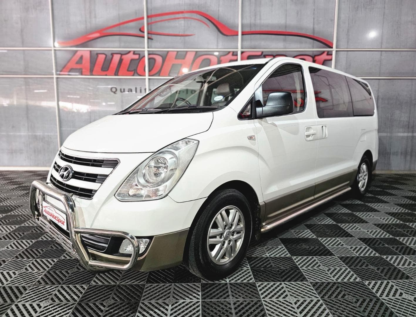 2018 Hyundai H-1 2.5 CRDI ELITE Auto  9-Seater
