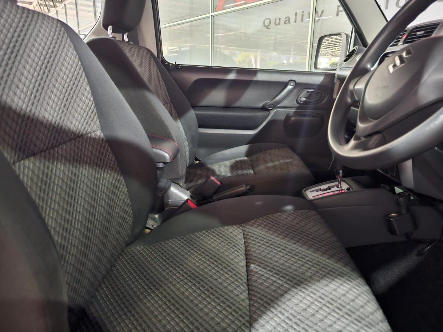 2017 Suzuki Jimny 1.3 Auto – photo 6