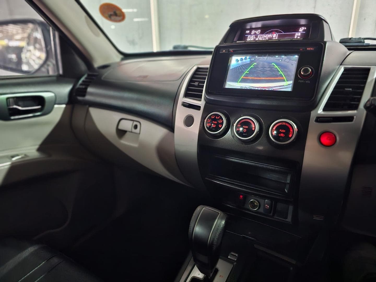 2016 Mitsubishi Pajero Sport 2.5DI-D Auto – photo 12