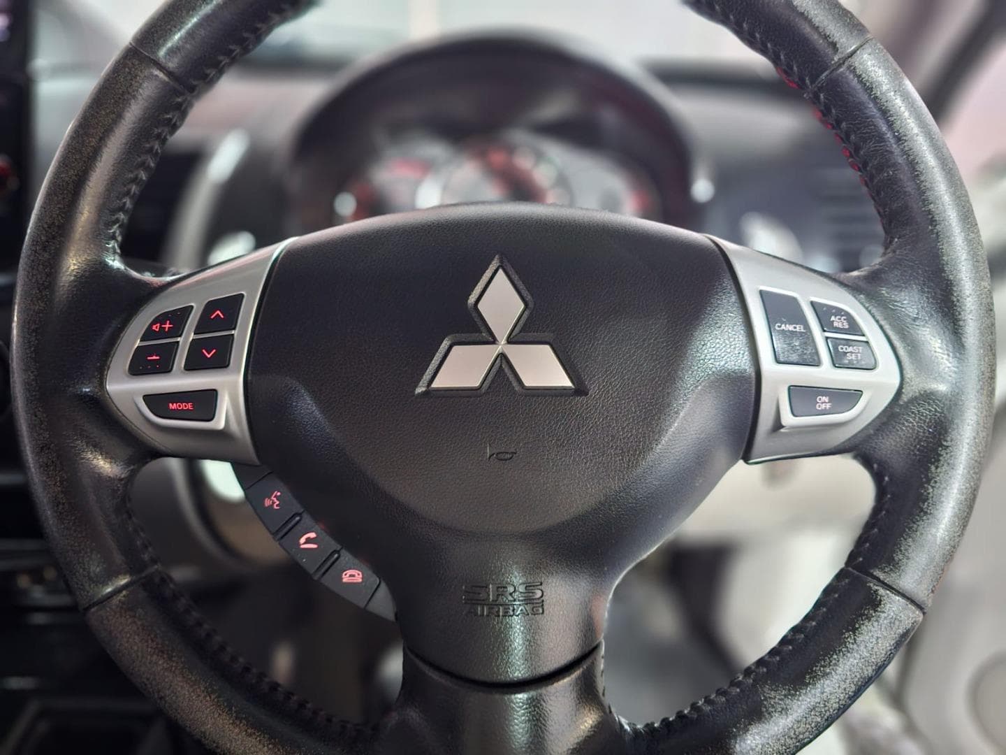 2016 Mitsubishi Pajero Sport 2.5DI-D Auto – photo 10