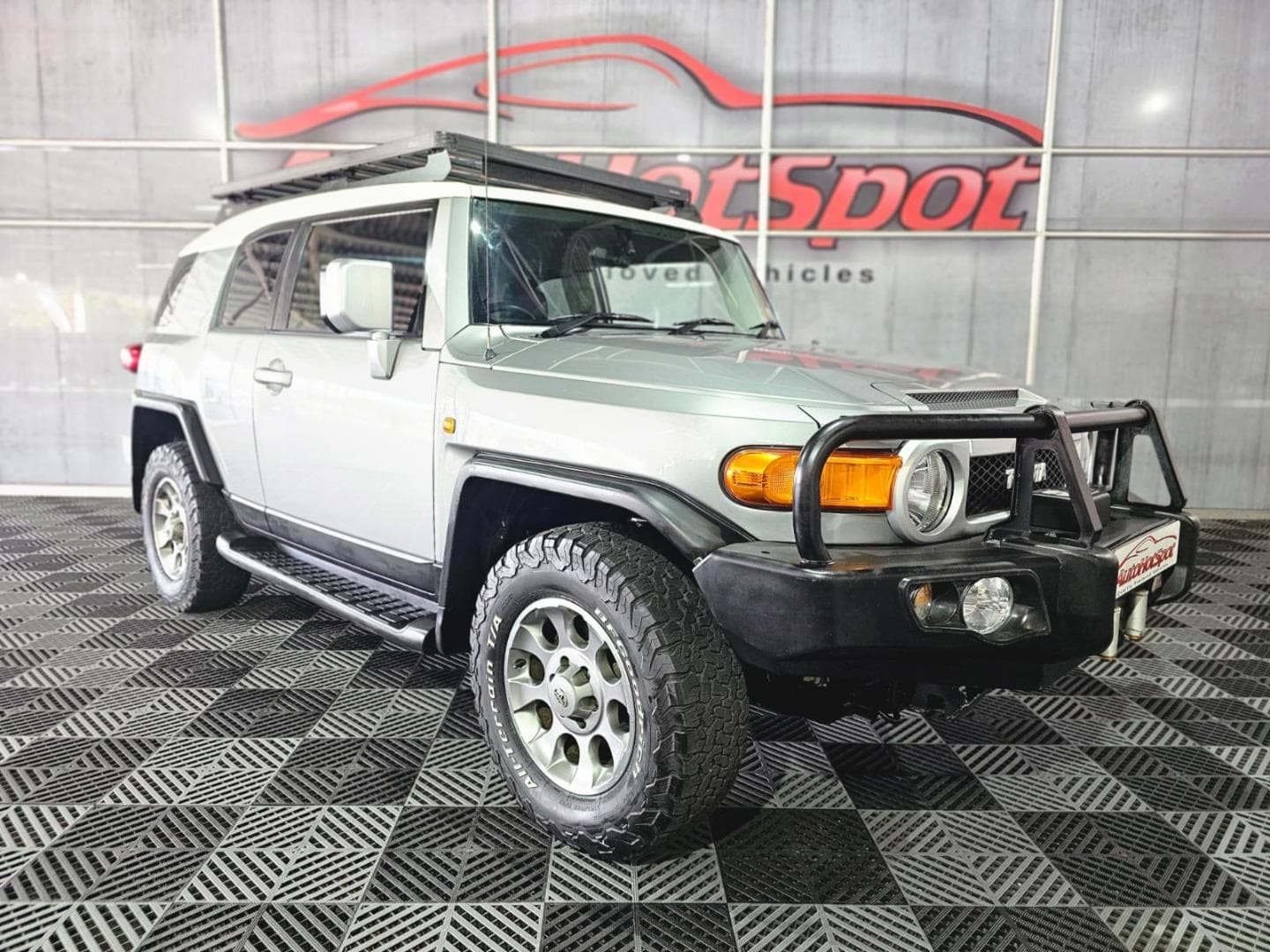 2012 Toyota FJ Cruiser FJ Cruiser – photo 2