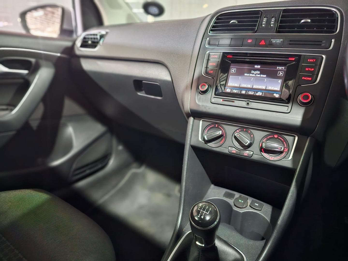 2016 Volkswagen Polo Hatch 1.2TSI Comfortline – photo 14