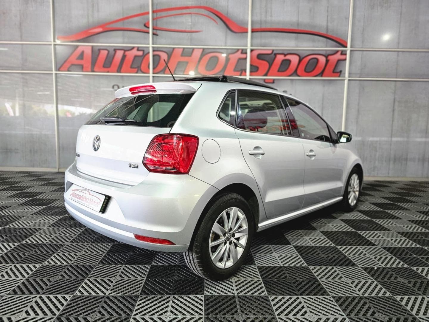 2016 Volkswagen Polo Hatch 1.2TSI Comfortline – photo 3