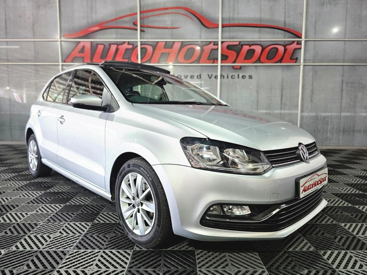 2016 Volkswagen Polo Hatch 1.2TSI Comfortline – photo 2