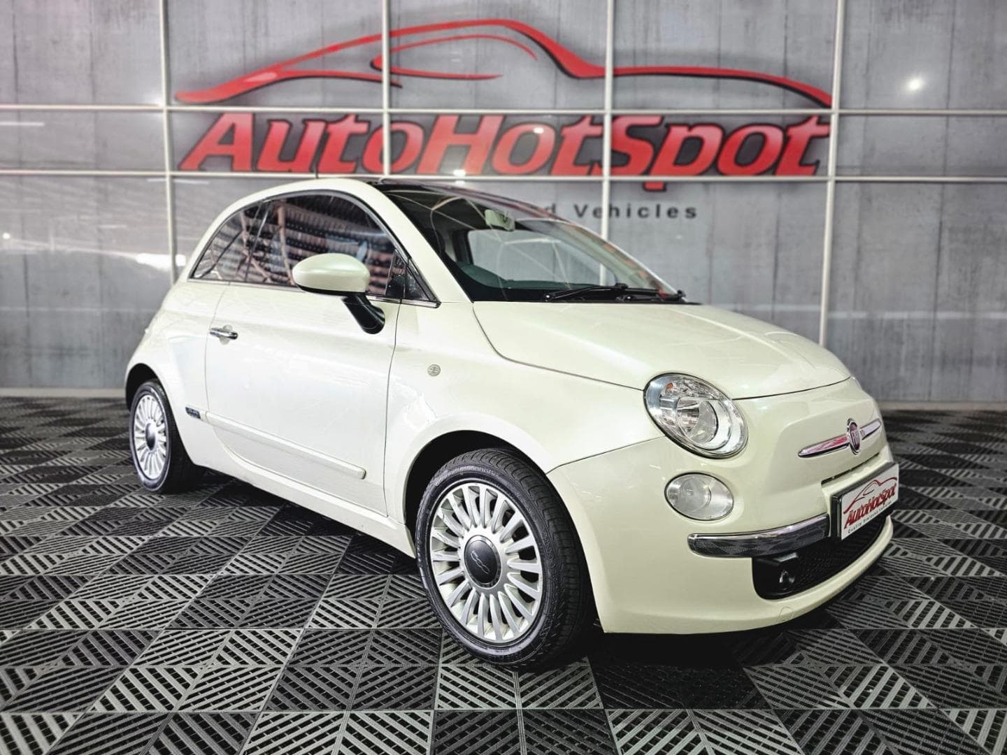 2013 Fiat 500 1.2 Lounge – photo 2