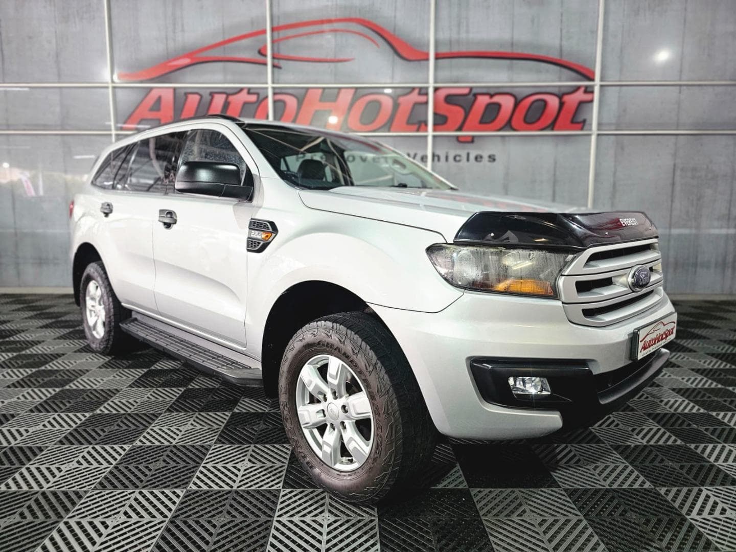 2016 Ford Everest 2.2TDCi XLS Auto – photo 2