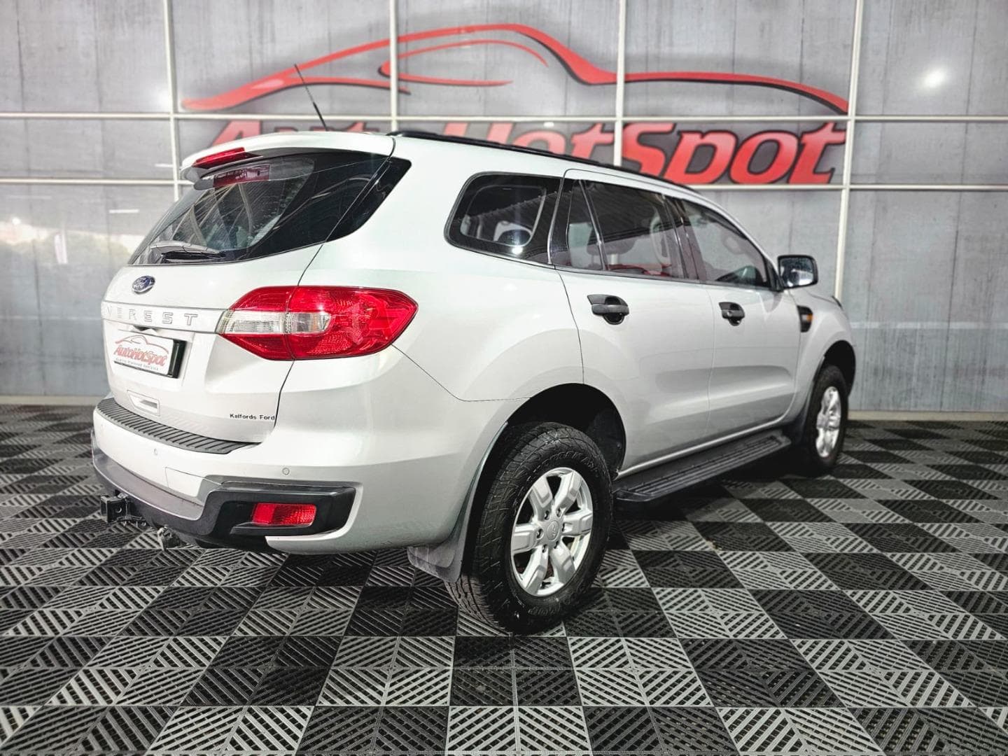 2016 Ford Everest 2.2TDCi XLS Auto – photo 3