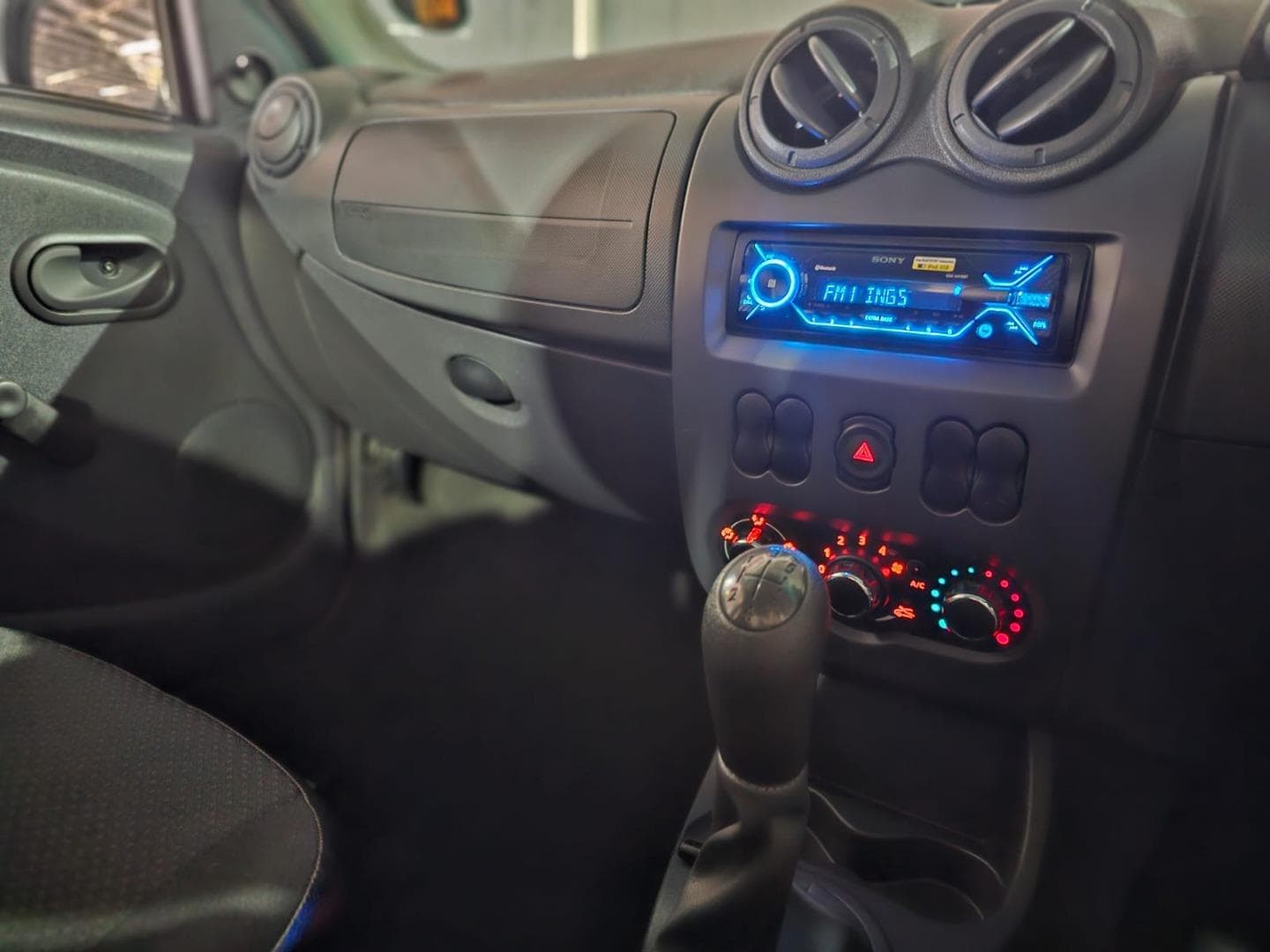 2023 Nissan NP200 1.6i (Aircon) Safety Pack – photo 10