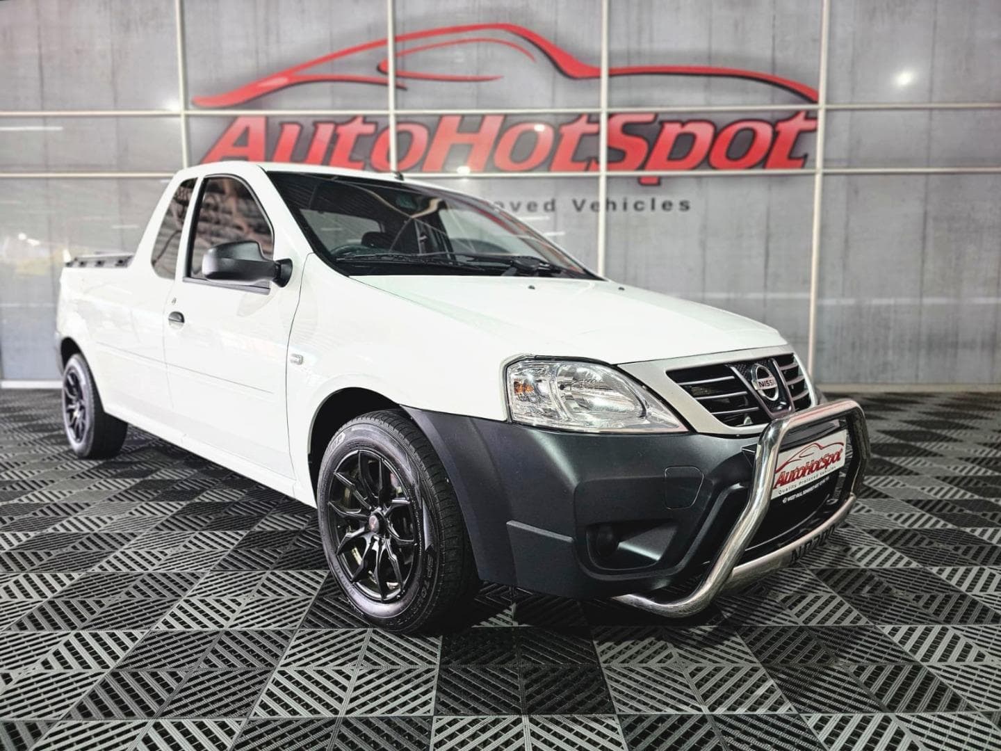 2023 Nissan NP200 1.6i (Aircon) Safety Pack – photo 2