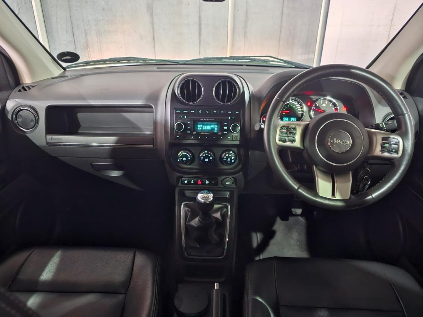 2012 Jeep Compass 2.0L Limited – photo 7
