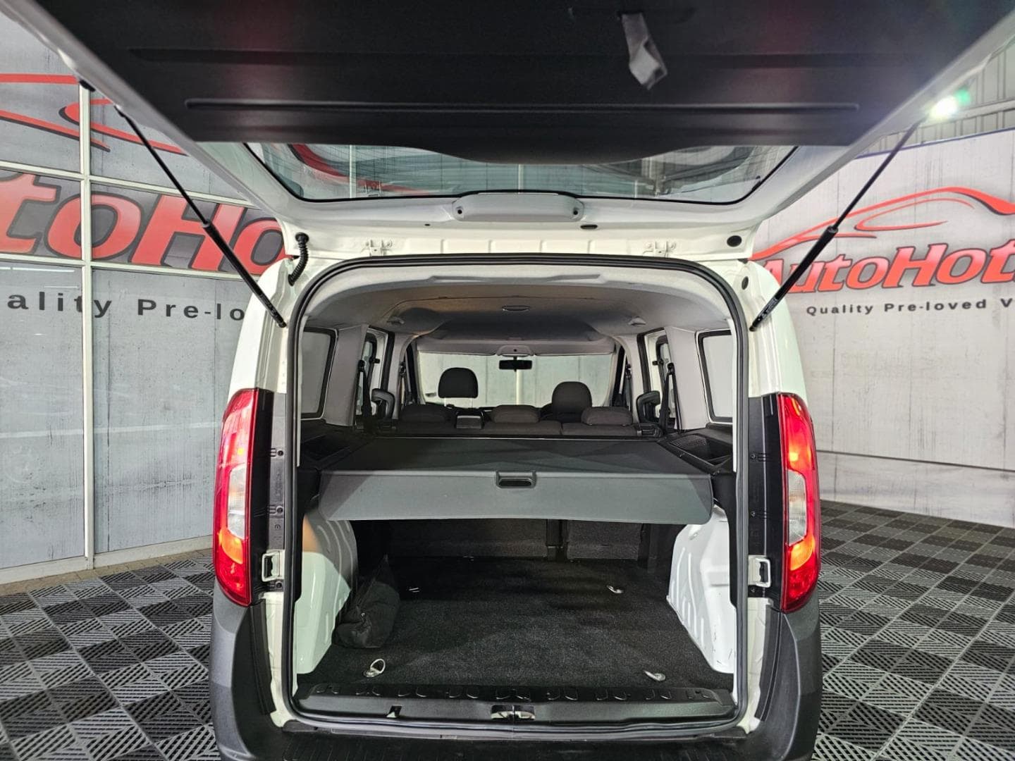 2022 Fiat Doblo Cargo Maxi 1.3 Multijet Panel Van Crew Cab SX – photo 5