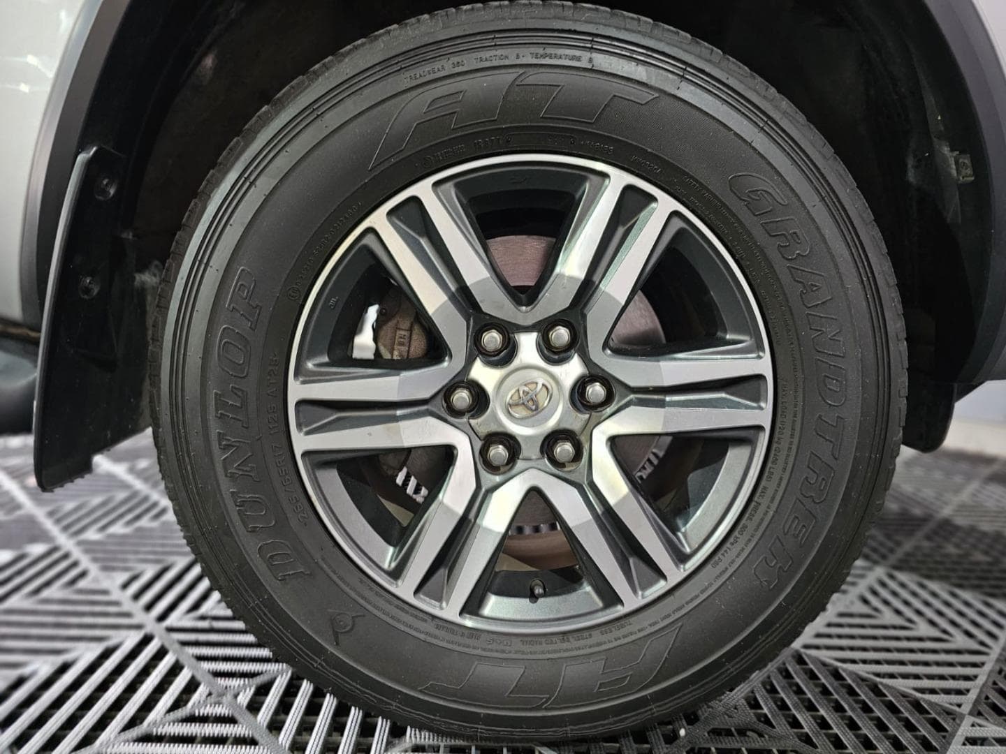 2019 Toyota Fortuner 2.4GD-6 Auto – photo 5