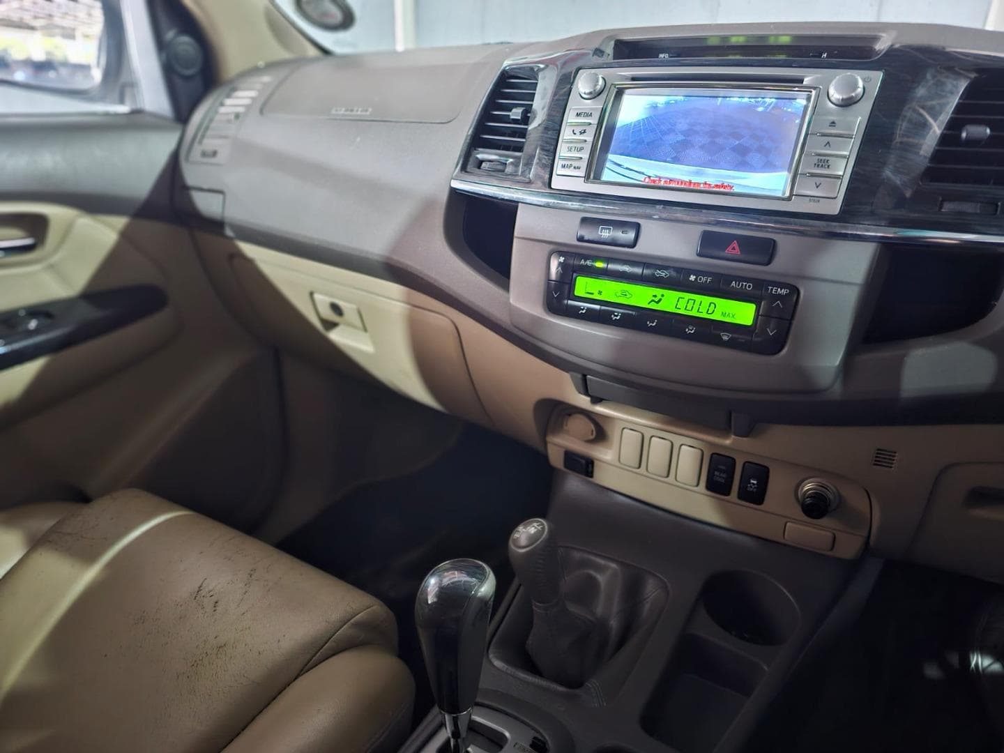 2012 Toyota Fortuner 3.0D-4D 4x4 auto – photo 11