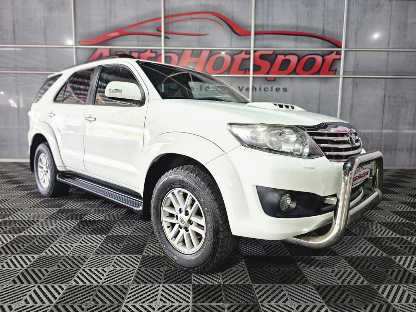 2012 Toyota Fortuner 3.0D-4D 4x4 auto – photo 2