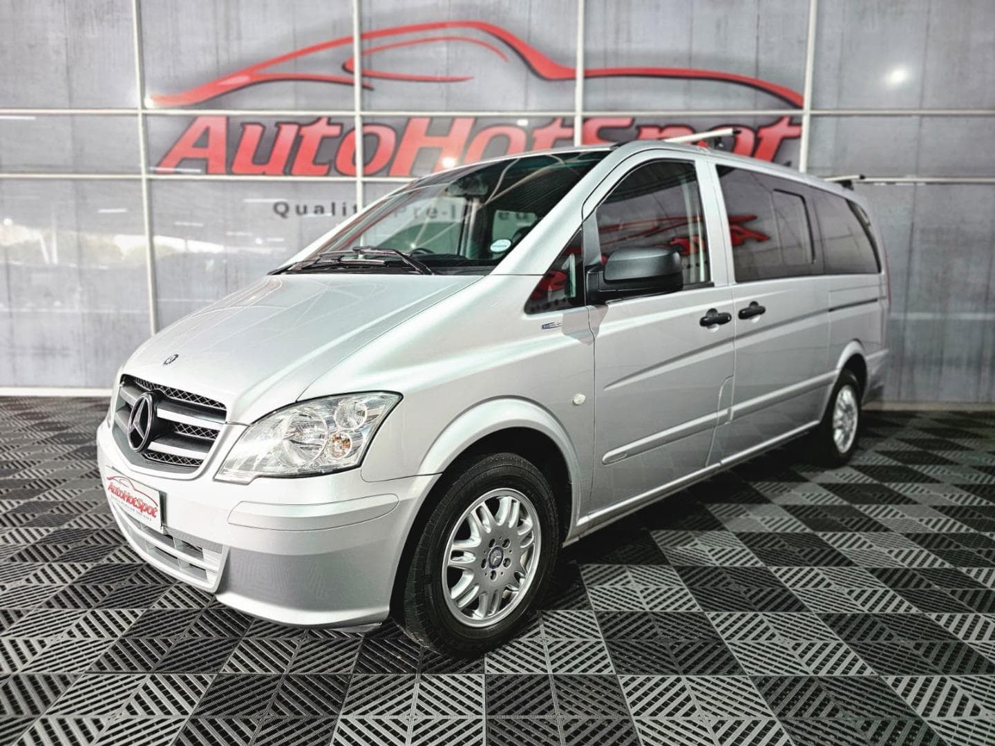 2013 Mercedes-Benz Vito 116 CDI CrewBus Shuttle Auto