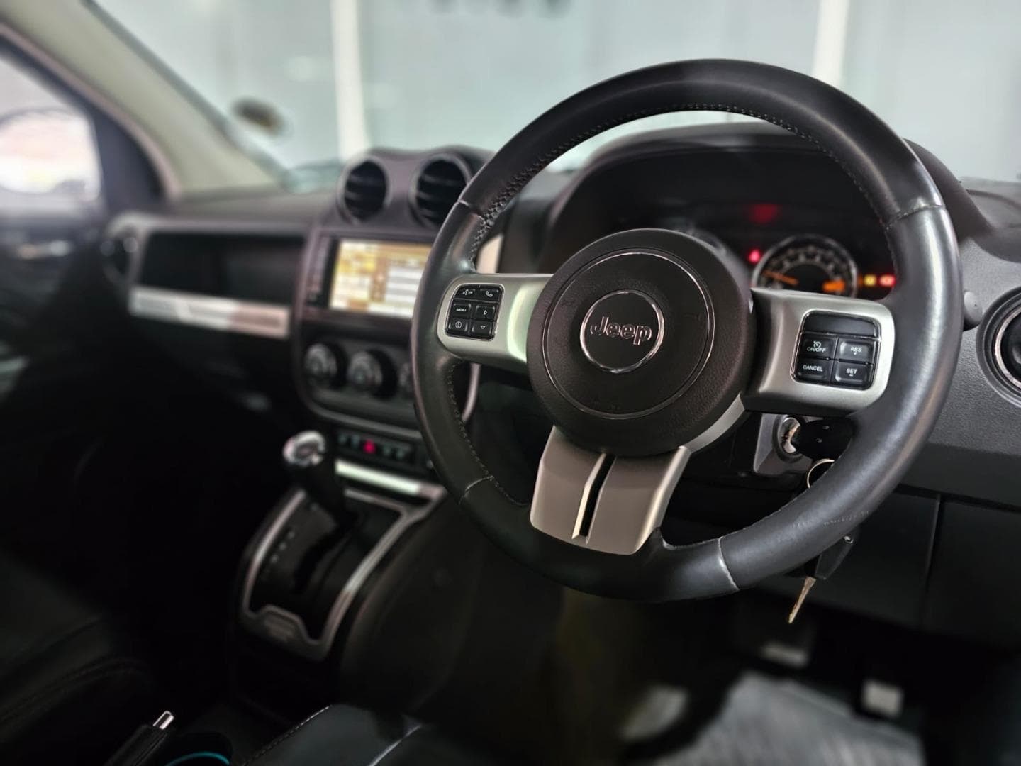 2015 Jeep Compass 2.0L Limited Auto – photo 7