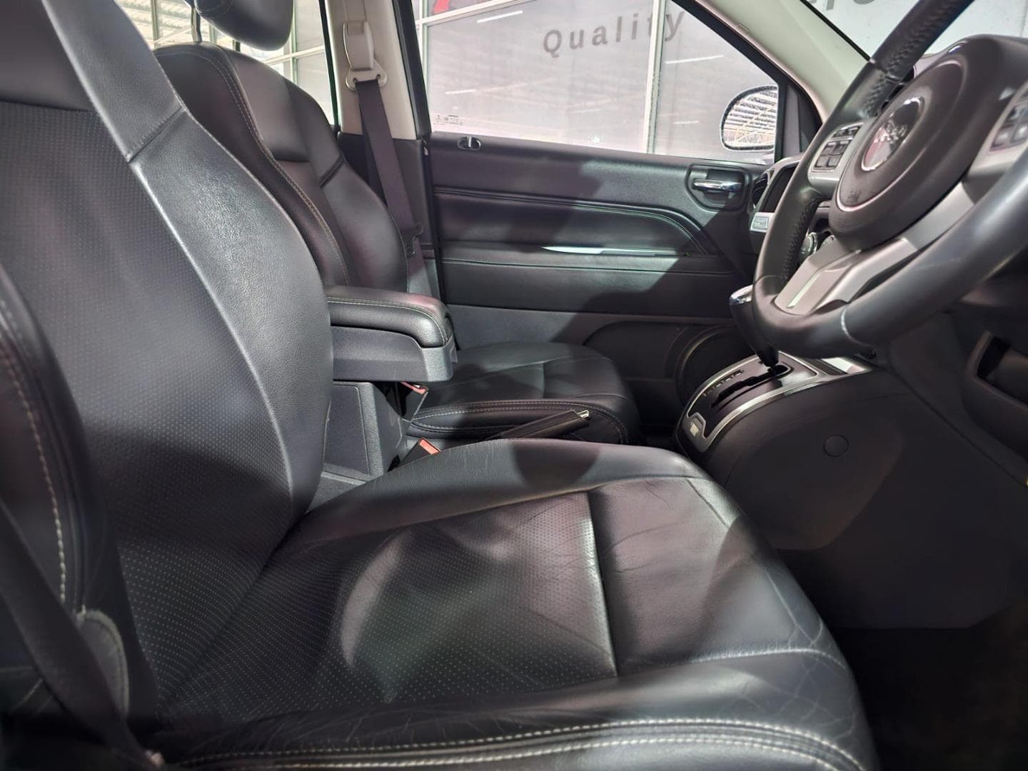 2015 Jeep Compass 2.0L Limited Auto – photo 8