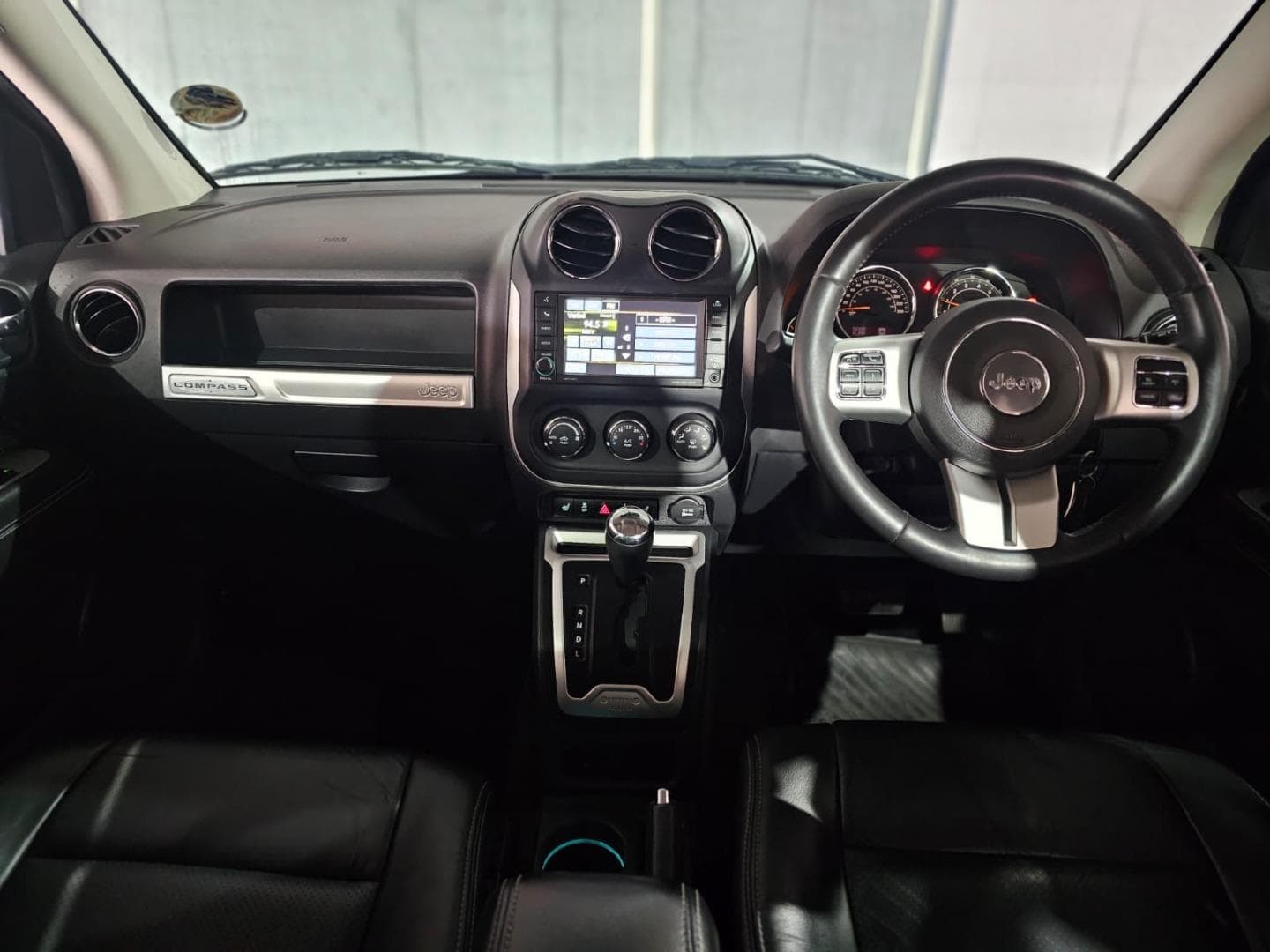 2015 Jeep Compass 2.0L Limited Auto – photo 6