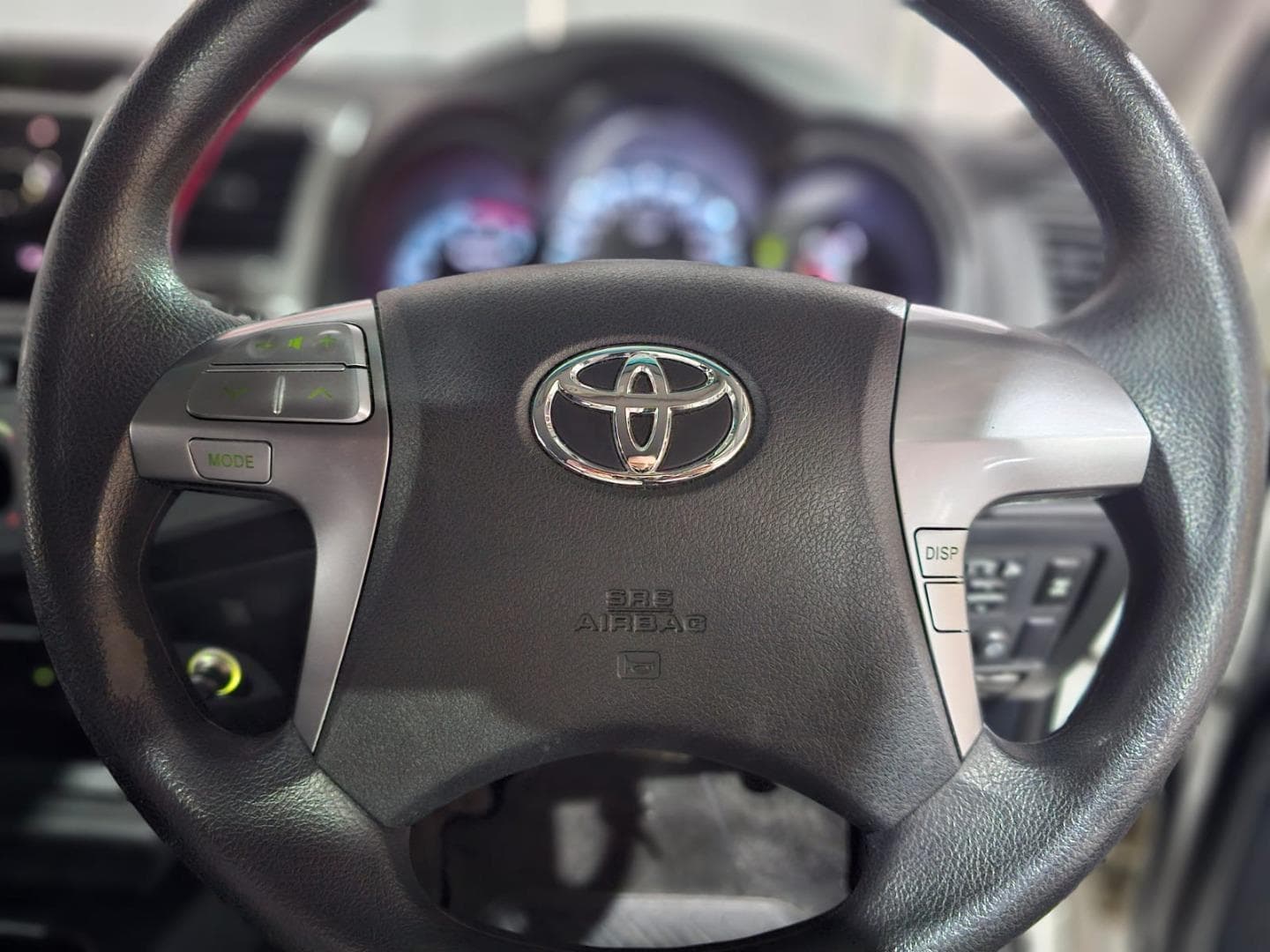 2015 Toyota Fortuner 2.5D-4D Auto – photo 9