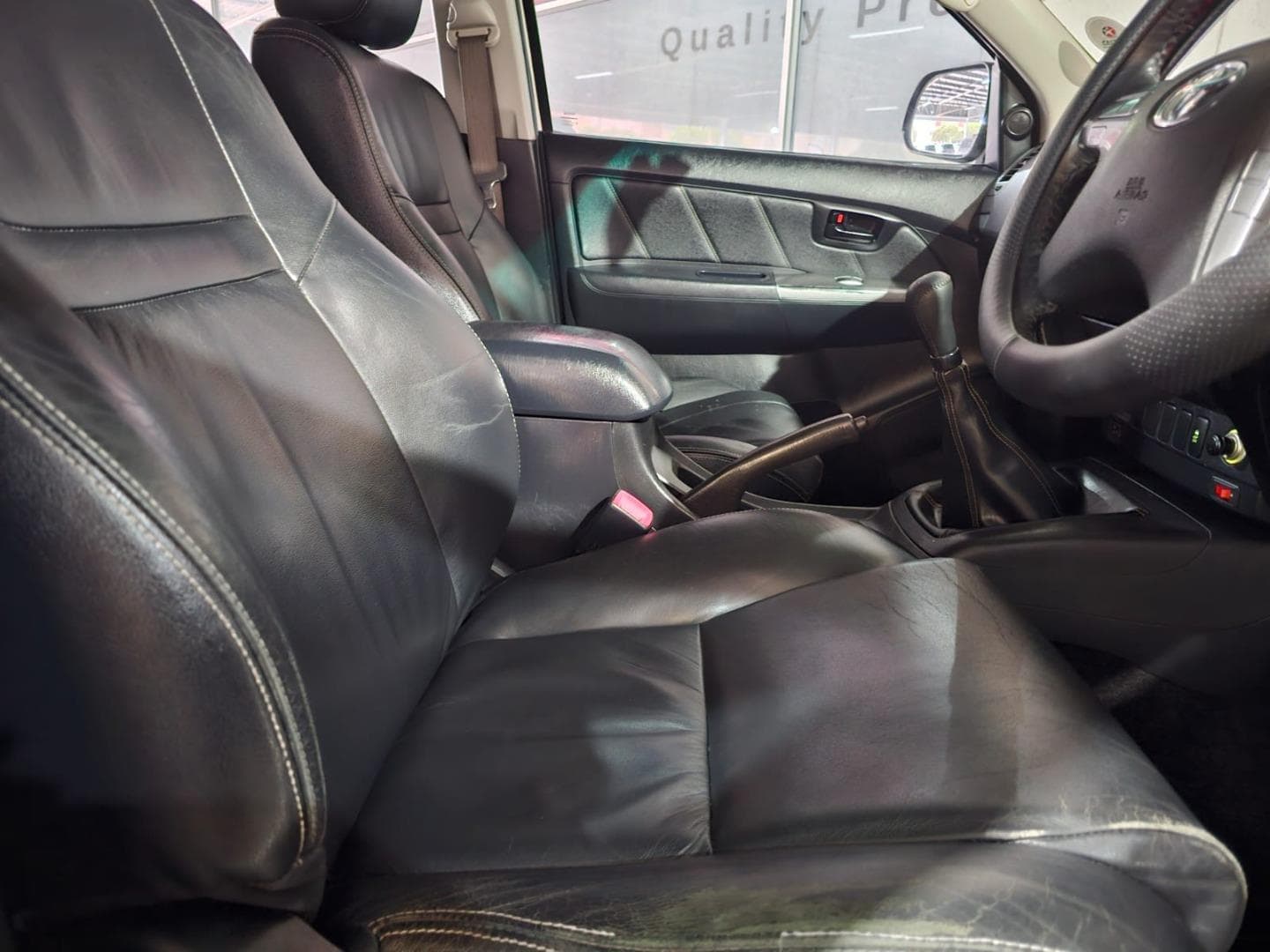 2015 Toyota Hilux 3.0D-4D Double Cab Raider Legend 45 – photo 8