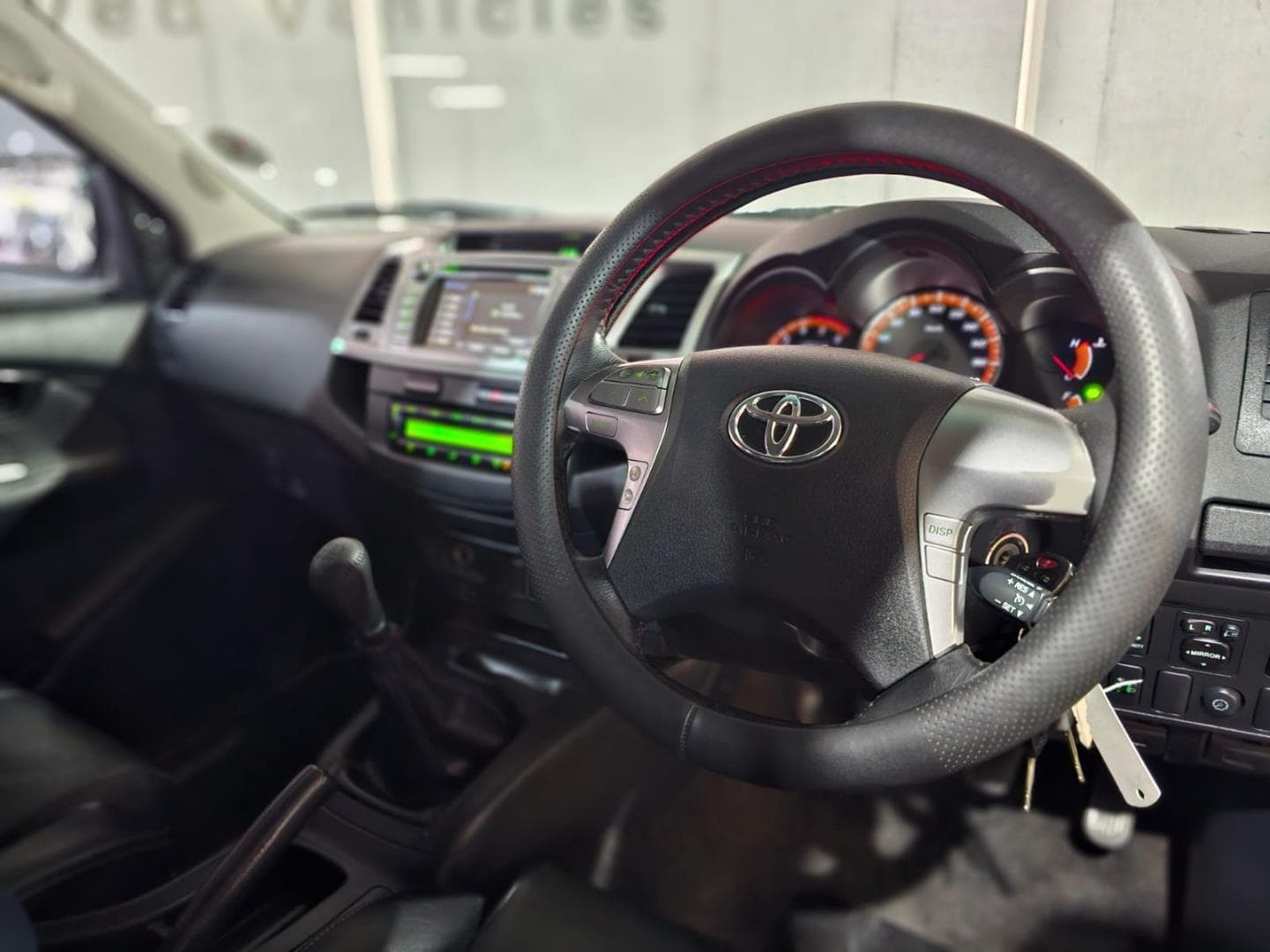 2015 Toyota Hilux 3.0D-4D Double Cab Raider Legend 45 – photo 9