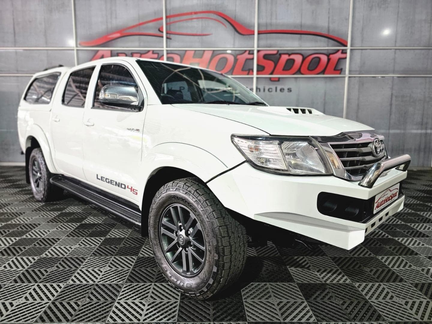2015 Toyota Hilux 3.0D-4D Double Cab Raider Legend 45 – photo 2