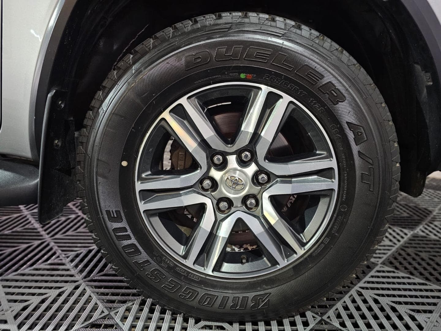 2016 Toyota Fortuner 2.8GD-6 Auto – photo 5