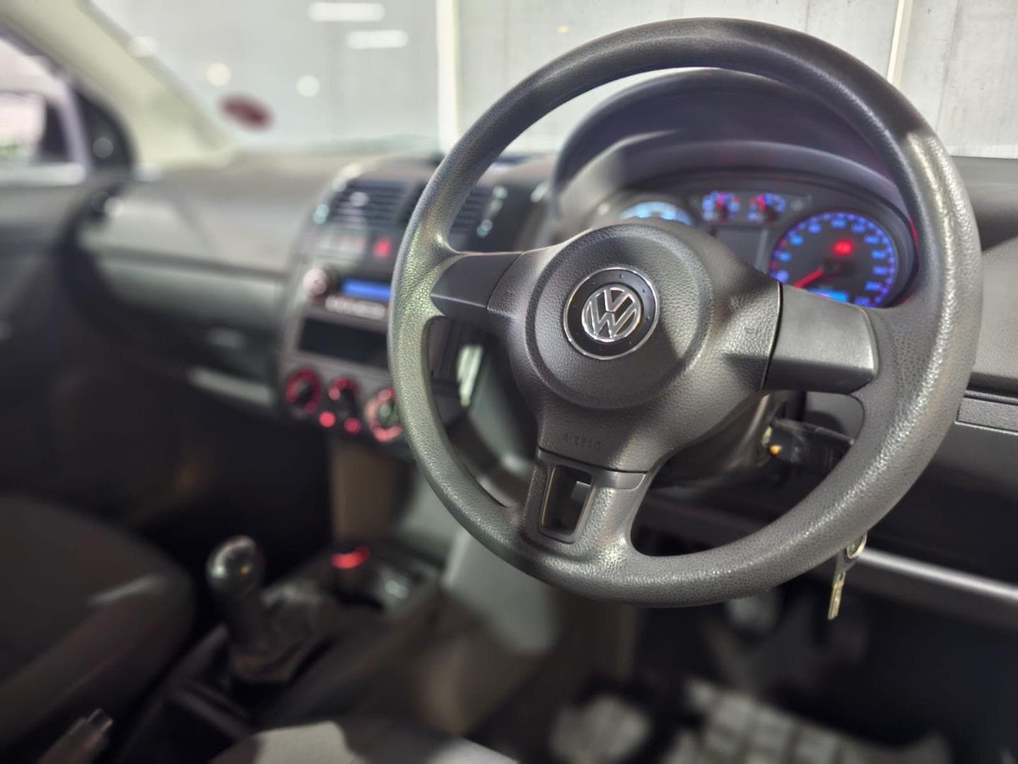 2011 Volkswagen Polo Vivo 5-Door 1.6 Trendline – photo 9