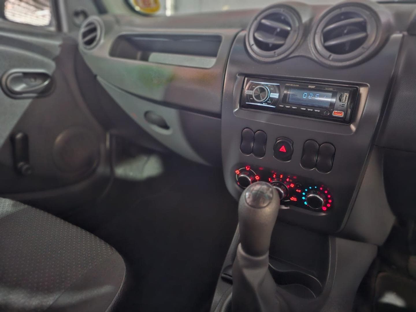 2017 Nissan NP200 1.6i (aircon) – photo 9