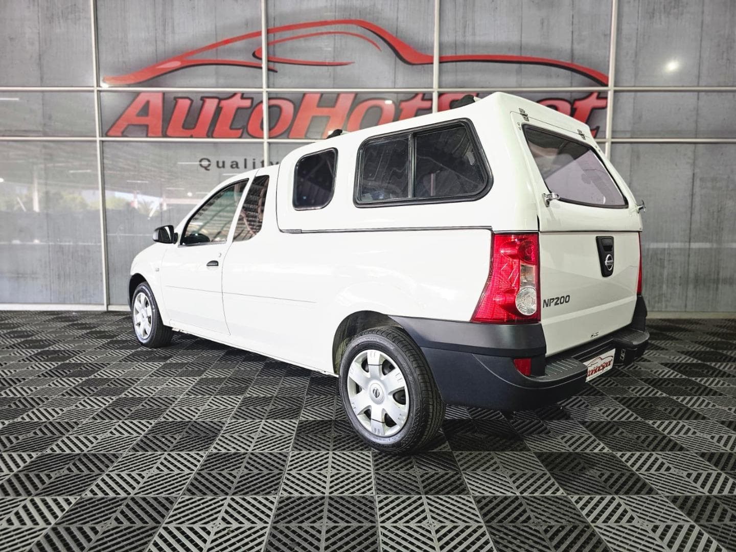2017 Nissan NP200 1.6i (aircon) – photo 4