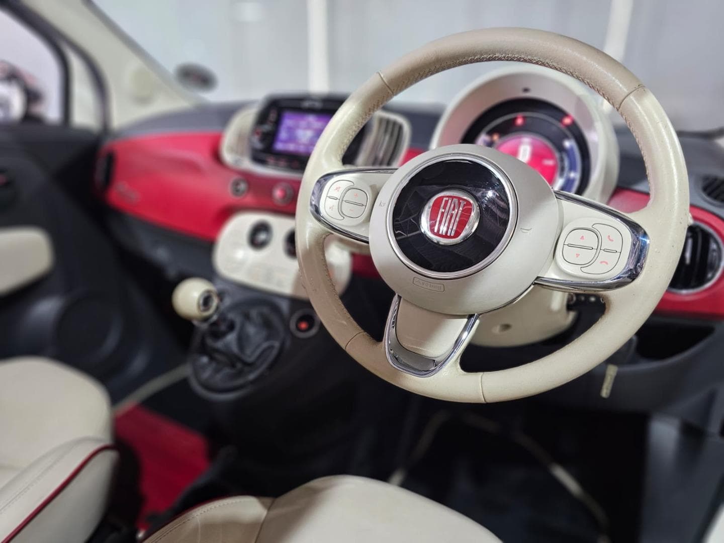 2017 Fiat 500 500C TwinAir 500 60th Anniversary – photo 10