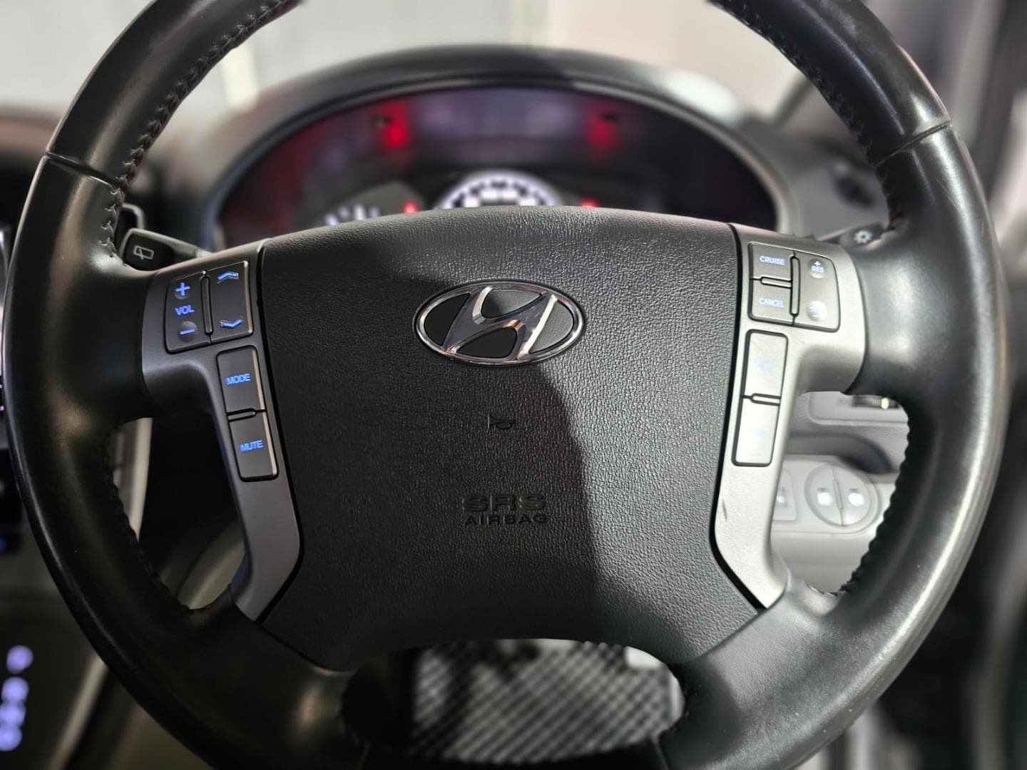2020 Hyundai H-1 2.5 CRDI ELITE Auto  9-Seater – photo 10