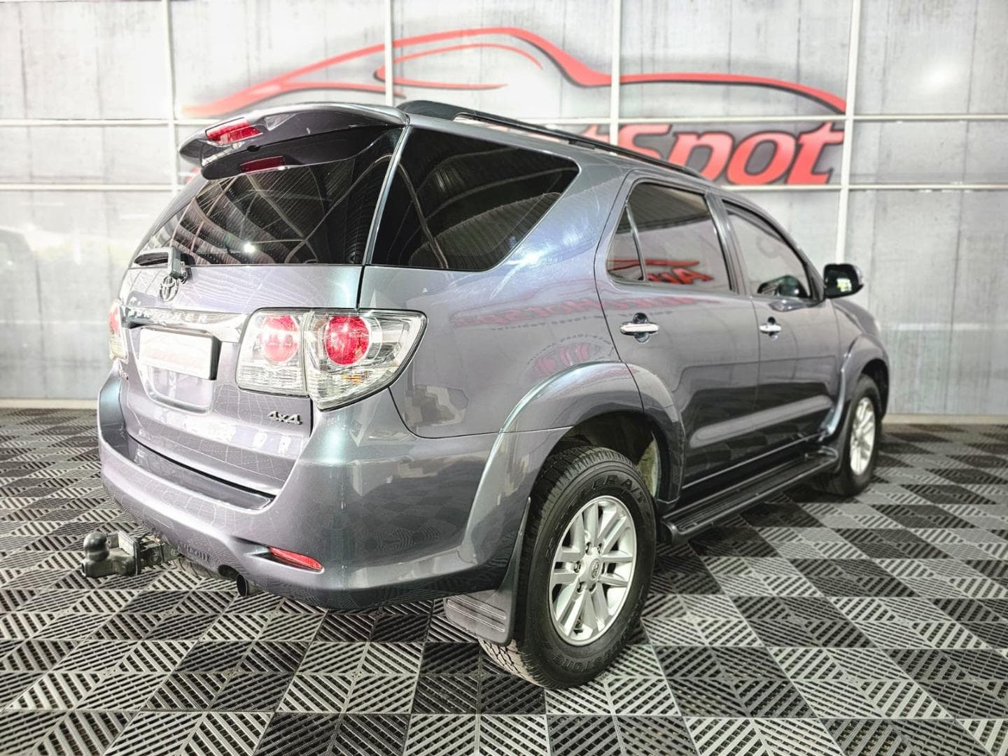 2013 Toyota Fortuner 3.0D-4D 4x4 – photo 3