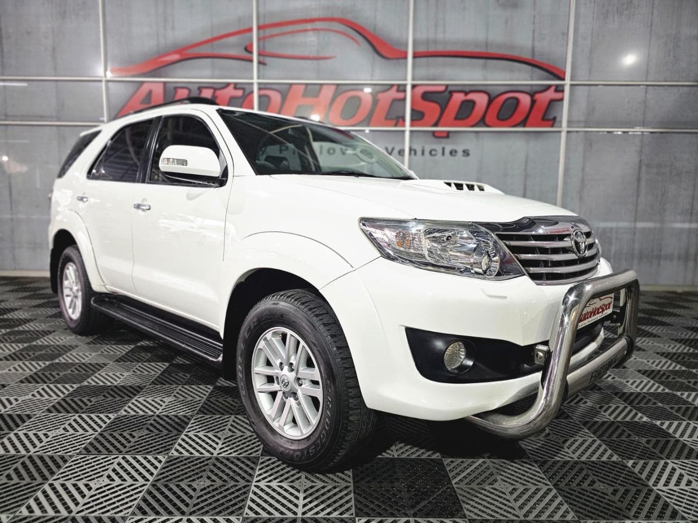 2014 Toyota Fortuner 3.0D-4D Auto – photo 2