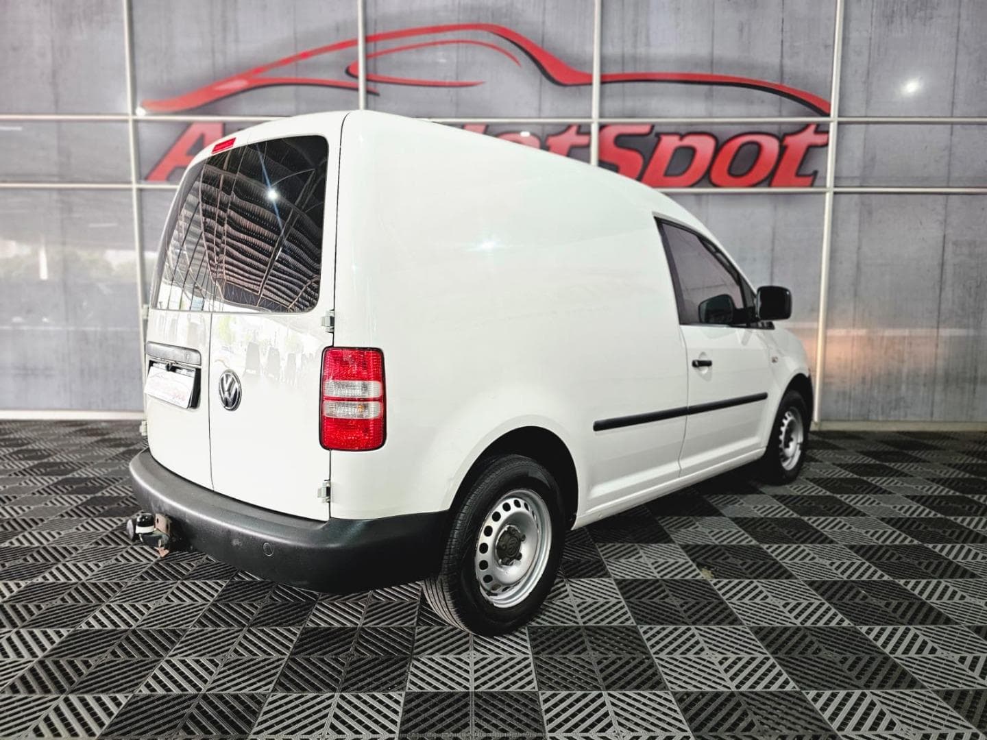 2014 Volkswagen Caddy 1.6 Panel Van – photo 3
