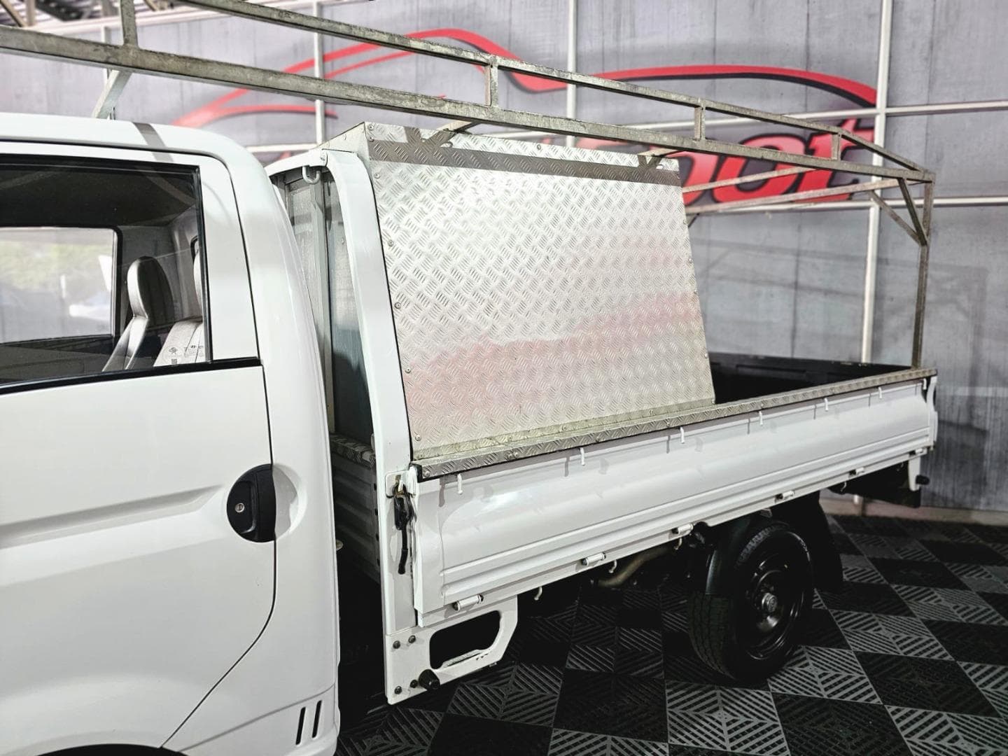 2022 Hyundai H-100 Bakkie 2.6D – photo 5