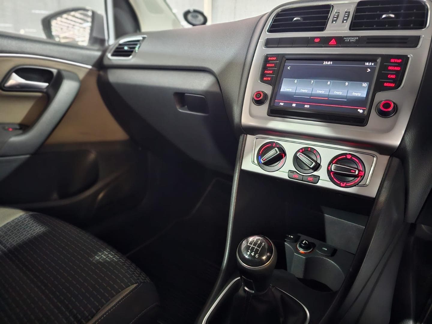 2016 Volkswagen Cross Polo 1.2TSI – photo 10