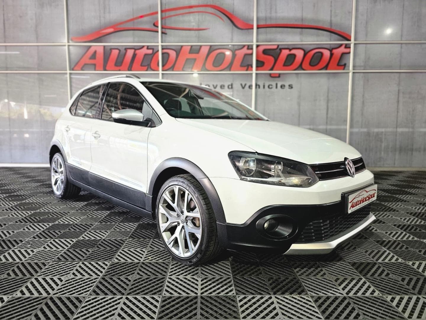 2016 Volkswagen Cross Polo 1.2TSI – photo 2