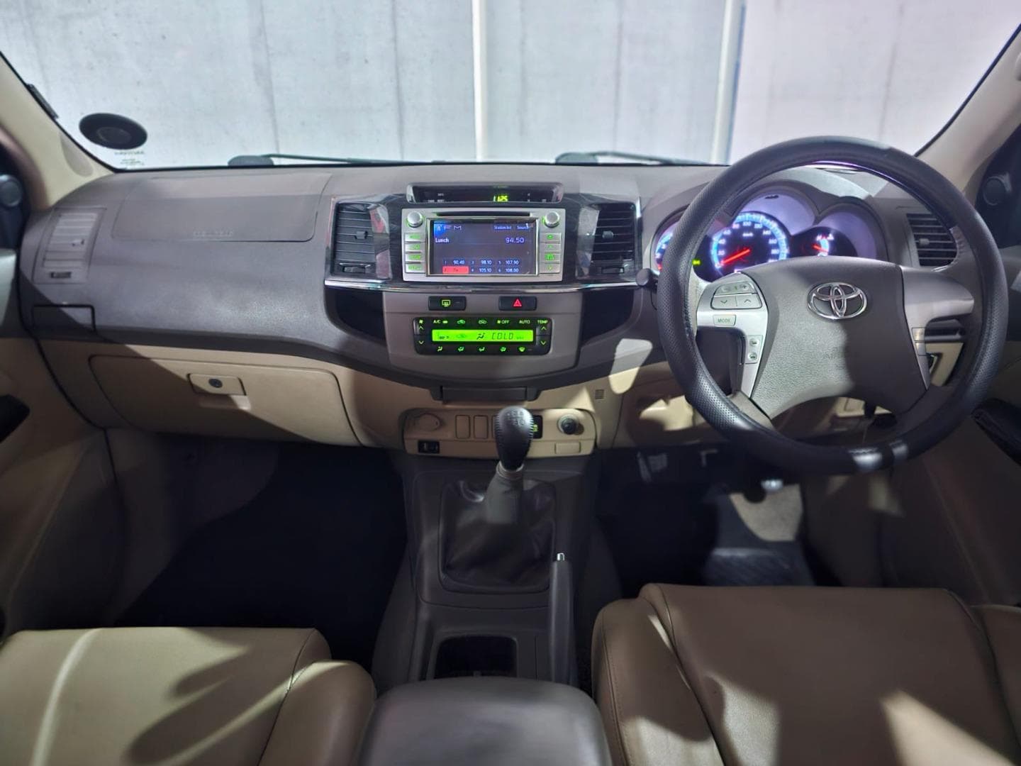 2013 Toyota Fortuner 3.0D-4D Ltd Edition – photo 6