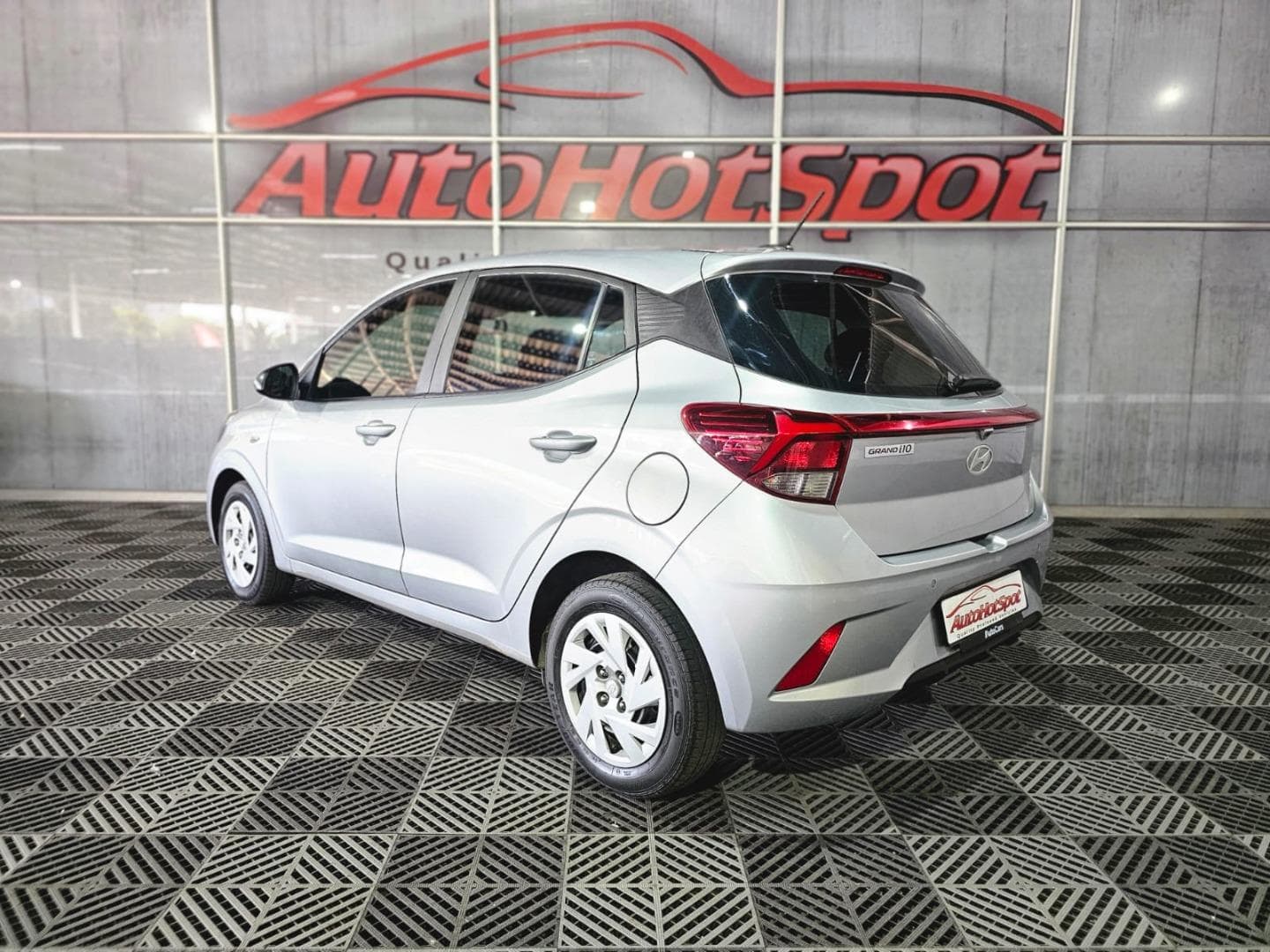 2023 Hyundai Grand i10 1.0 Motion Hatch Manual – photo 4